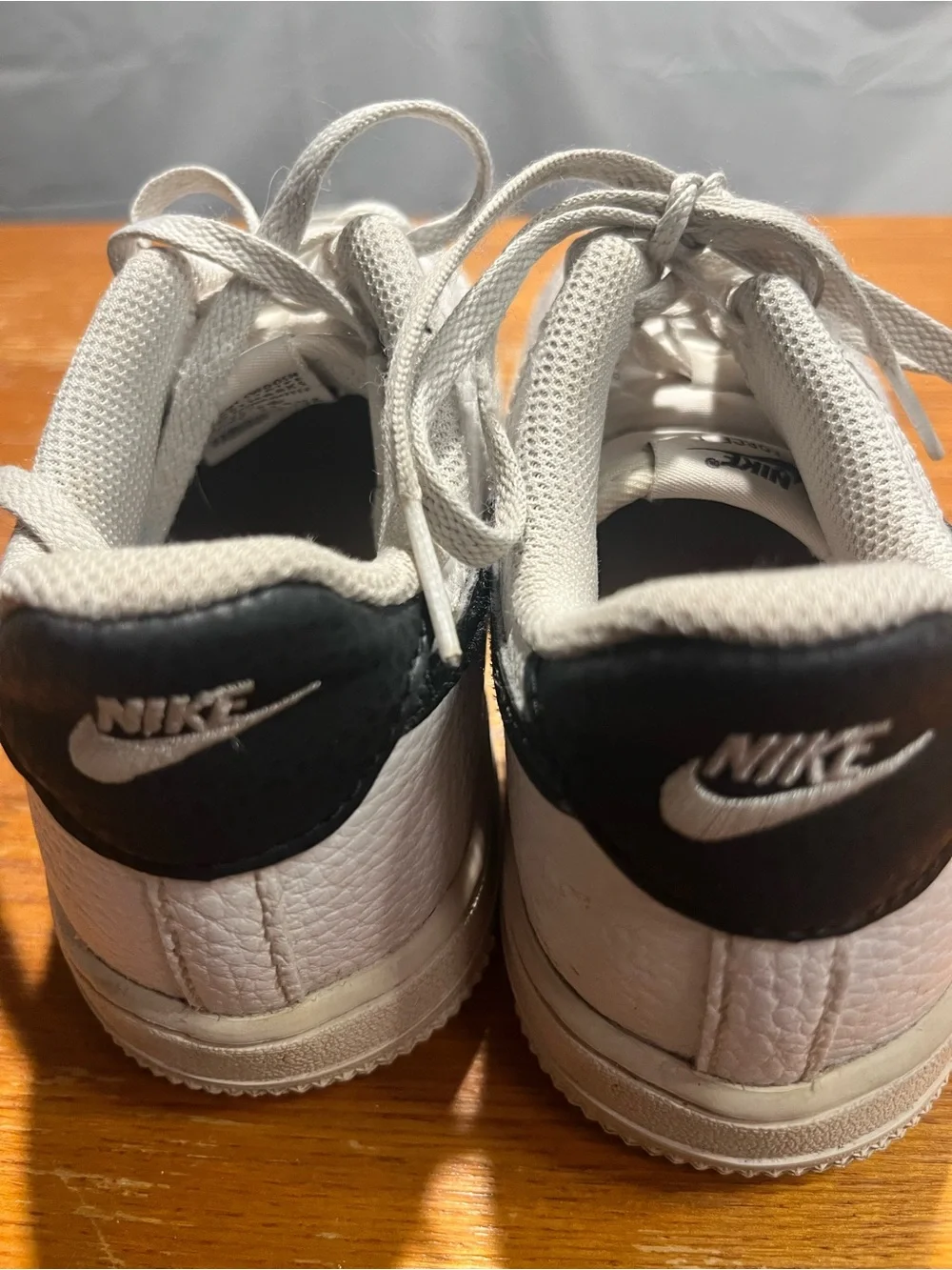 Nike Air Force 1 Low Classic White/Black Streetwear Sneakers US 2.5 Youth